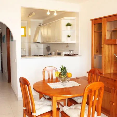 Rocha T1 Apartment