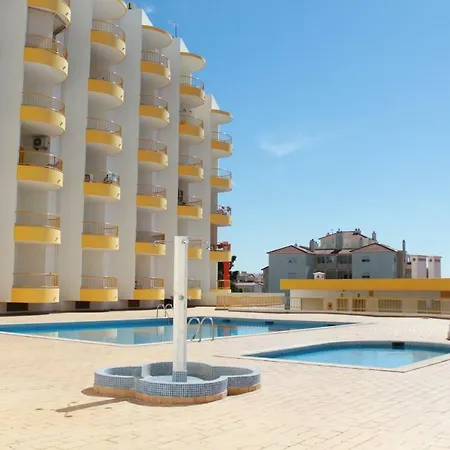 Rocha T1 Apartmán *